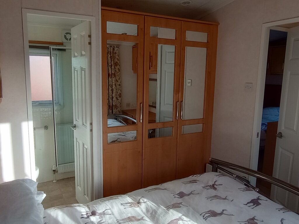 Caravan with Cosy Bedroom